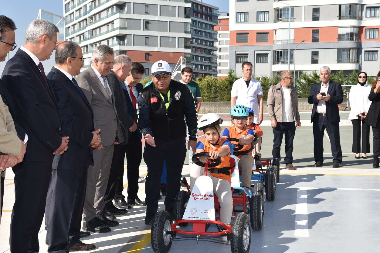 Minikler Konya’da trafiği yaşayarak öğrenecek 2